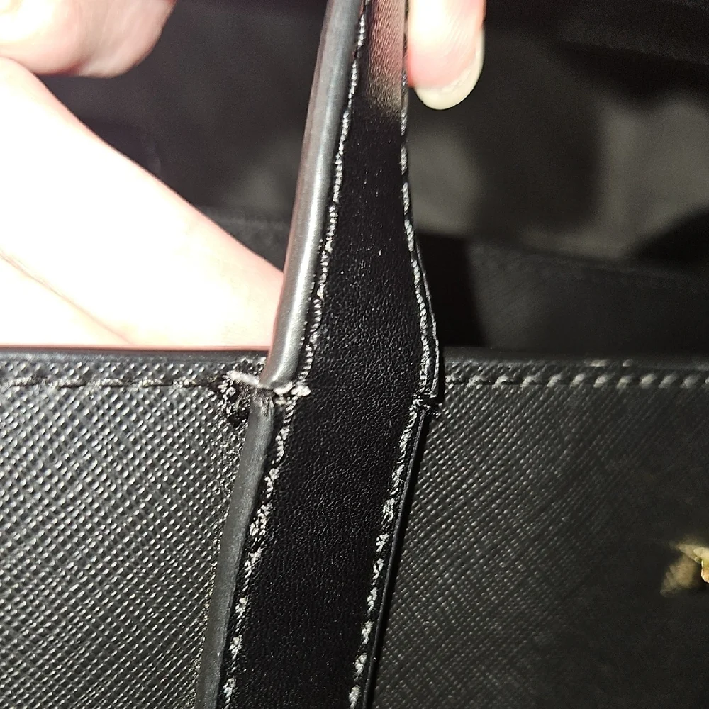 Michael KORS Balck Purse - Picture 9 of 13